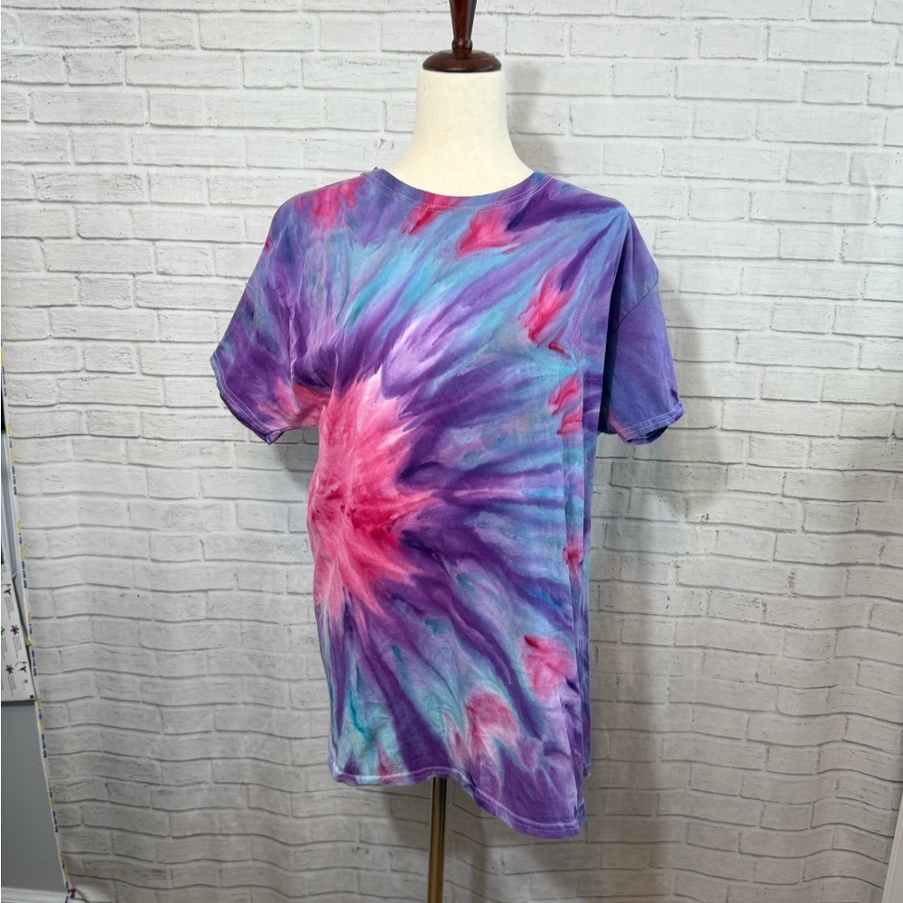 Ice Dye Sunburst Tie-Dye Tee, Unisex Large